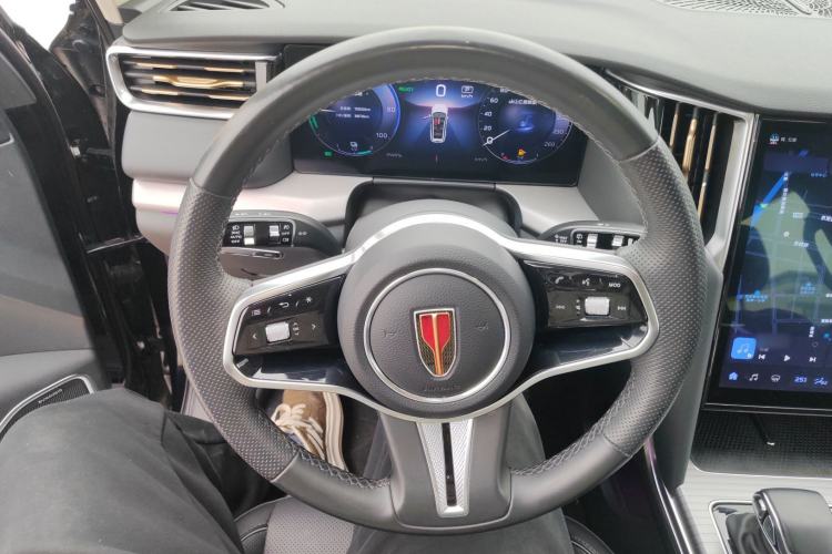 Used Hongqi HS7 PHEV 2024 2.0T PHEV Four-Wheel Drive Flagship Edition 6 Seats Steering Wheel