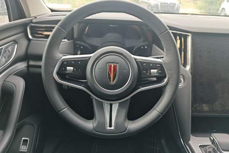 Used Hongqi HS7 PHEV 2024 2.0T PHEV Four-Wheel Drive Flagship Edition 7 Seats Steering Wheel