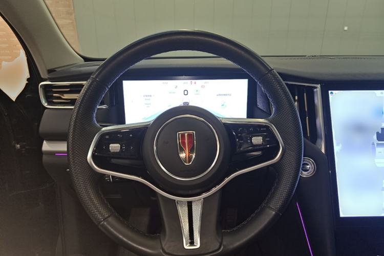 Used Hongqi HS7 PHEV 2024 2.0T PHEV Four-Wheel Drive Flagship Edition 6 Seats Steering Wheel