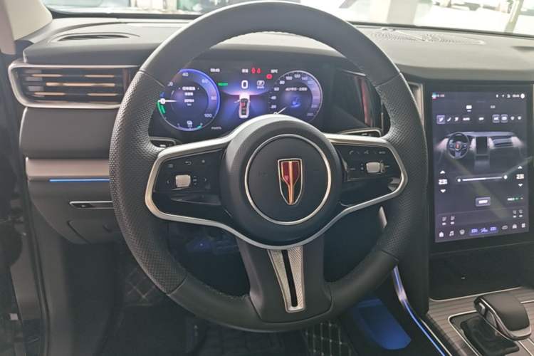 Used Hongqi HS7 PHEV 2024 2.0T PHEV Four-Wheel Drive Flagship Edition 7 Seats Steering Wheel
