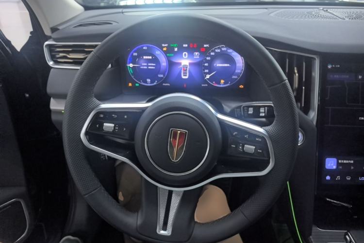 Used Hongqi HS7 PHEV 2024 2.0T PHEV Four-Wheel Drive Flagship Edition 7 Seats Steering Wheel
