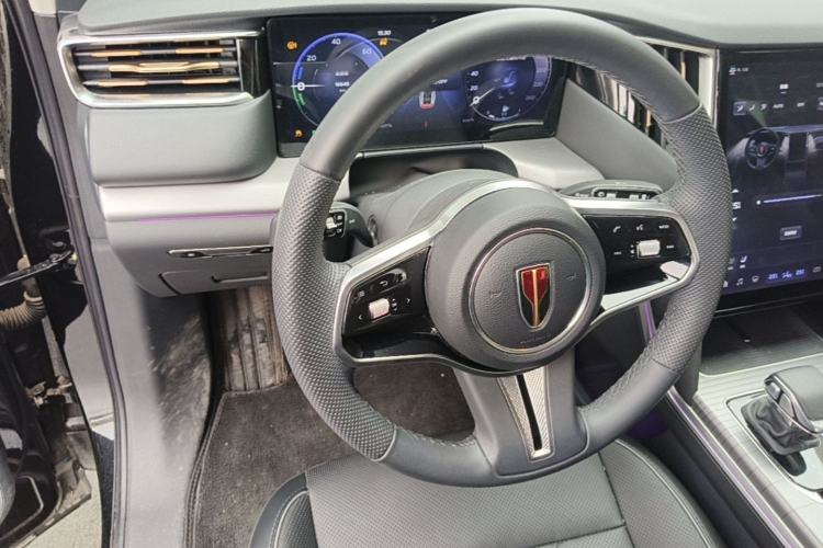 Used Hongqi HS7 PHEV 2024 2.0T PHEV Four-Wheel Drive Flagship Edition 6 Seats Steering Wheel