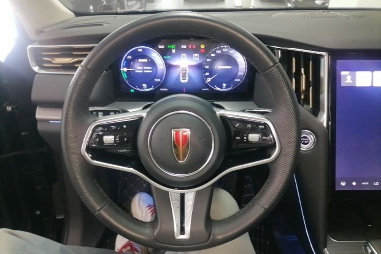 Used Hongqi HS7 PHEV 2024 2.0T PHEV Four-Wheel Drive Flagship Edition 6 Seats Steering Wheel