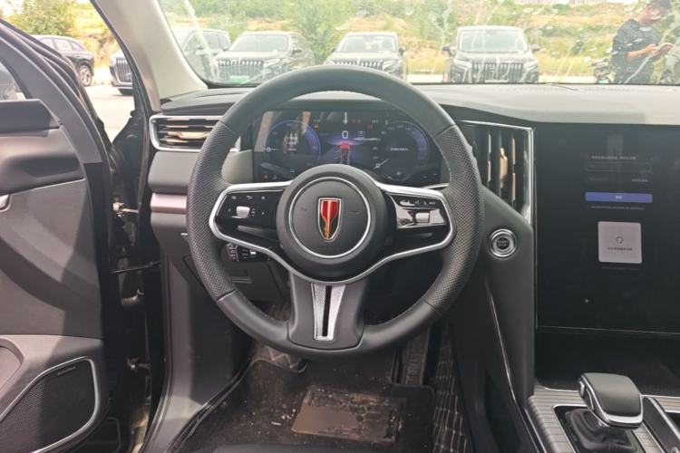 Used Hongqi HS7 PHEV 2024 2.0T PHEV Four-Wheel Drive Flagship Edition 6 Seats Steering Wheel