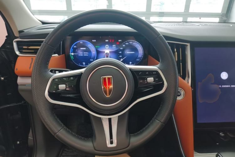 Used Hongqi HS7 PHEV 2024 2.0T PHEV Four-Wheel-Drive Flagship Edition 6 Seats Steering Wheel