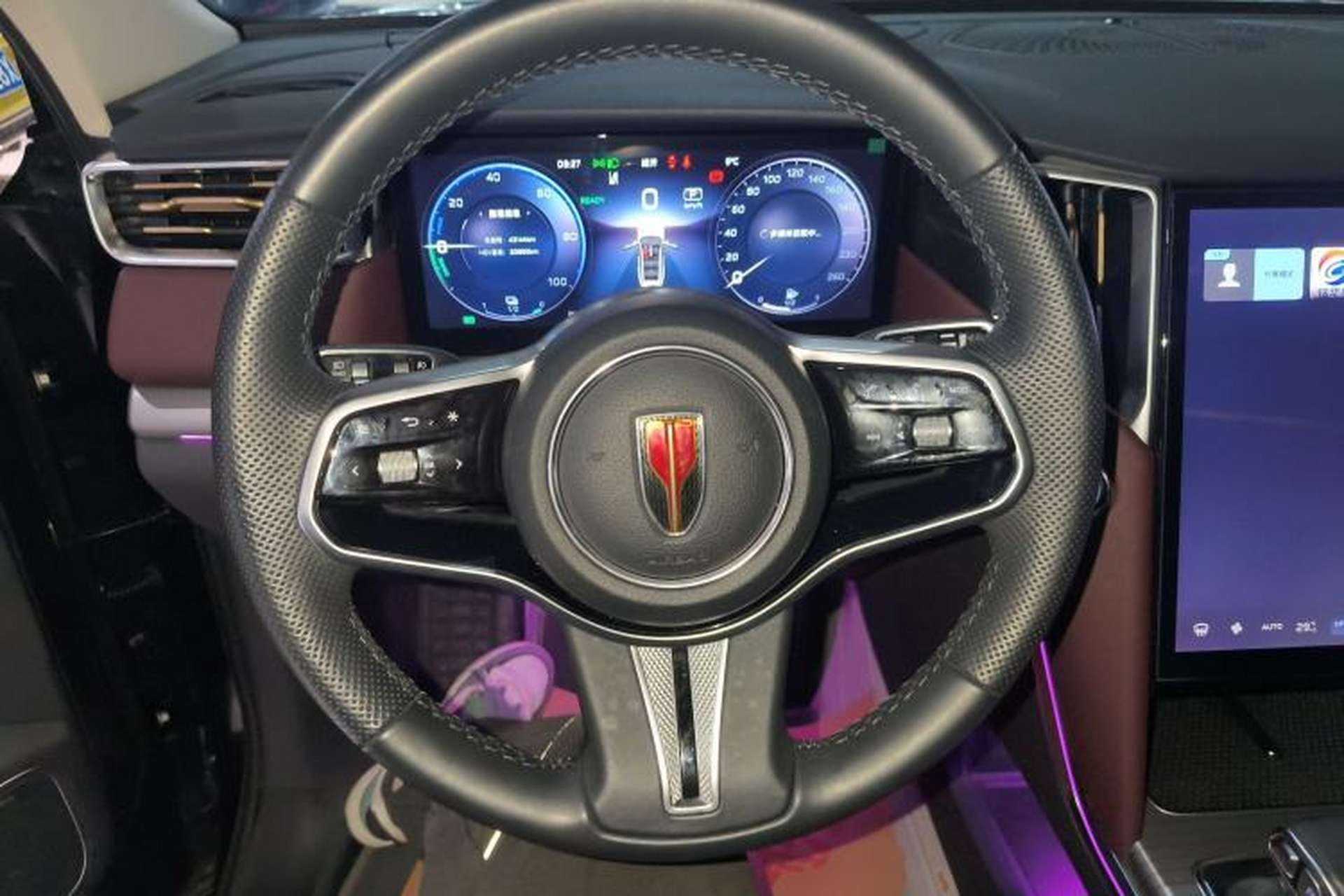 Used Hongqi HS7 PHEV 2024 2.0T PHEV Four-Wheel Drive Flagship Edition 7 Seats Steering Wheel