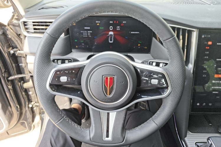 Used Hongqi HS7 PHEV 2024 2.0T PHEV Four-Wheel Drive Flagship Edition 7 Seats Steering Wheel