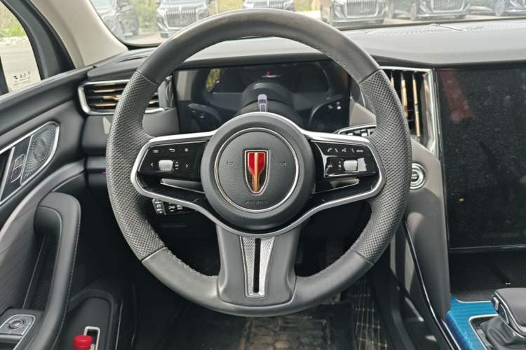 Used Hongqi HS7 PHEV 2024 2.0T PHEV Four-Wheel Drive Flagship Edition 6 Seats Steering Wheel