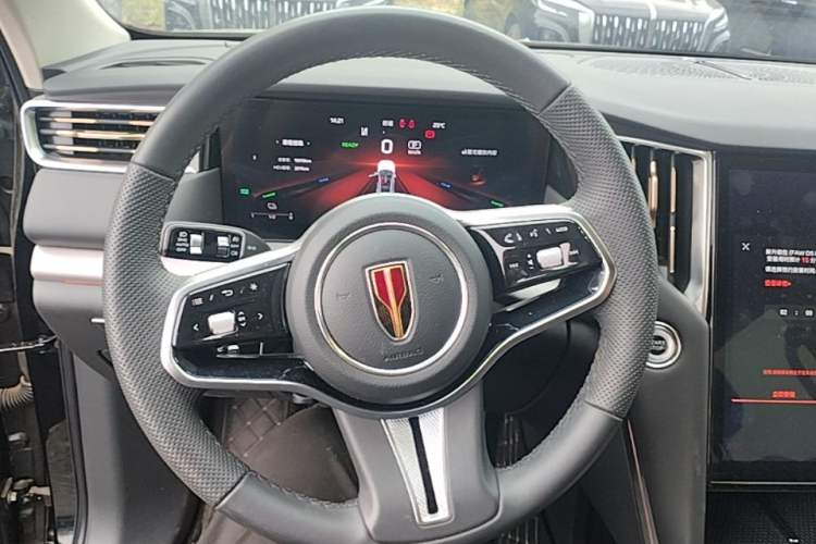 Used Hongqi HS7 PHEV 2024 2.0T PHEV Four-Wheel Drive Flagship Edition 7 Seats Steering Wheel