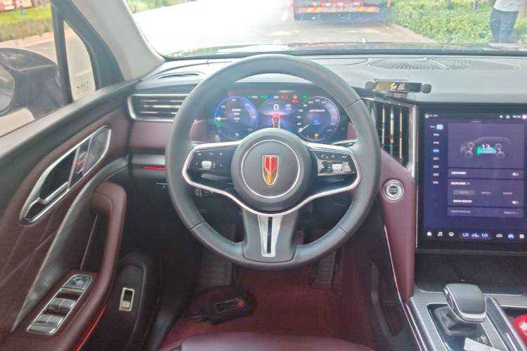 Used Hongqi HS7 PHEV 2024 2.0T PHEV Four-Wheel Drive Flagship Edition 7 Seats Steering Wheel