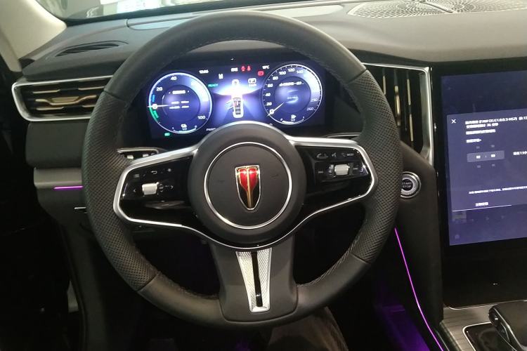 Used Hongqi HS7 PHEV 2024 2.0T PHEV Four-Wheel Drive Flagship Edition 7 Seats Steering Wheel