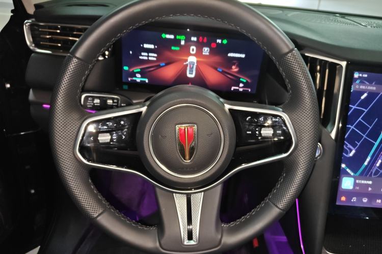 Used Hongqi HS7 PHEV 2024 2.0T PHEV Two-Wheel Drive Flagship Edition 6 Seats Steering Wheel