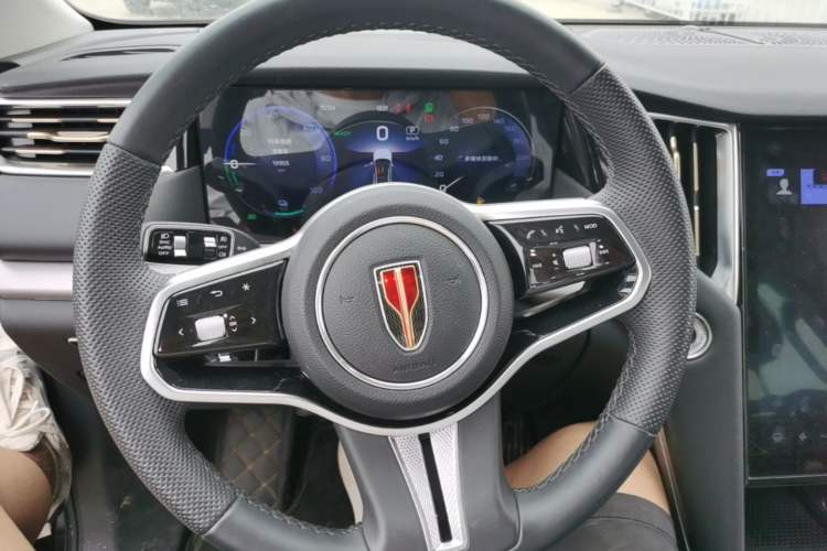 Used Hongqi HS7 PHEV 2024 2.0T PHEV Four-Wheel Drive Flagship Edition 7 Seats Steering Wheel