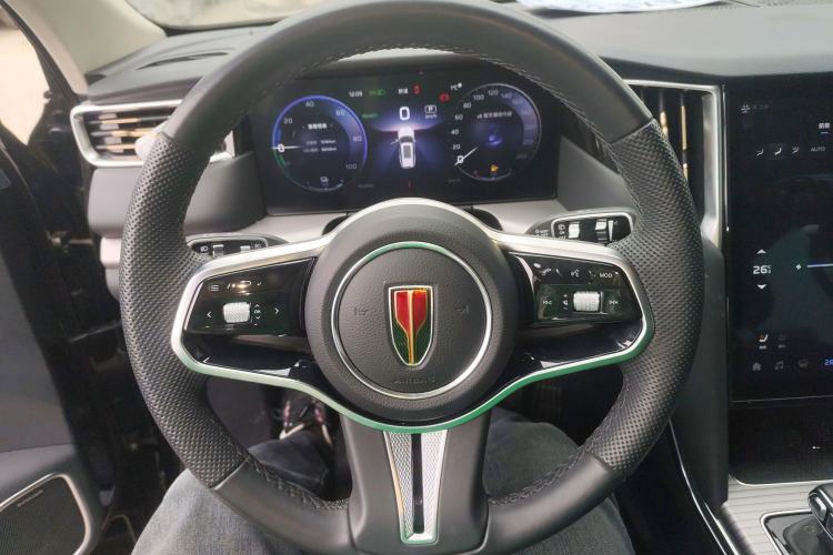 Used Hongqi HS7 PHEV 2024 2.0T PHEV Four-Wheel Drive Flagship Edition 6 Seats Steering Wheel