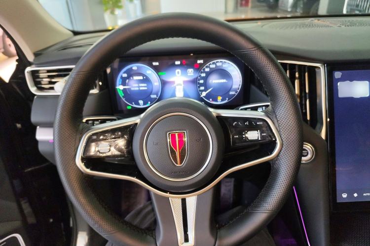 Used Hongqi HS7 PHEV 2024 2.0T PHEV Two-Wheel Drive Flagship Edition 6 Seats Steering Wheel