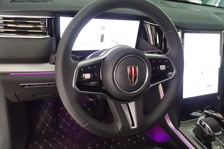 Used Hongqi HS7 PHEV 2024 2.0T PHEV Four-Wheel Drive Flagship Edition 7 Seats Steering Wheel