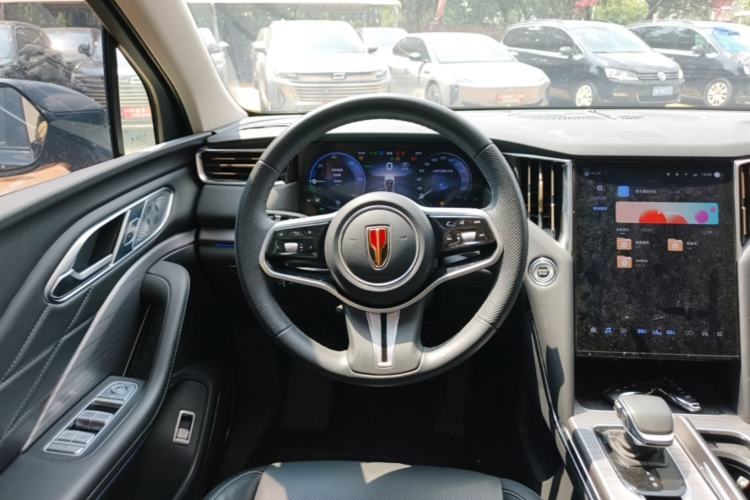 Used Hongqi HS7 PHEV 2024 2.0T PHEV Four-Wheel Drive Flagship Edition 6 Seats Steering Wheel