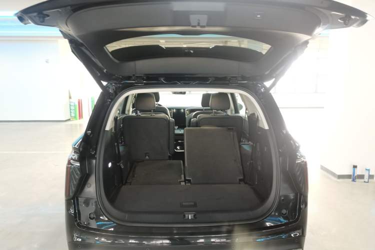 Used Hongqi HS7 PHEV 2024 2.0T PHEV Four-Wheel Drive Flagship Edition 6 Seats Trunk