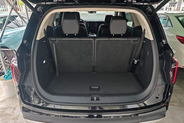 Used Hongqi HS7 PHEV 2024 2.0T PHEV Four-Wheel Drive Flagship Edition 6 Seats Trunk