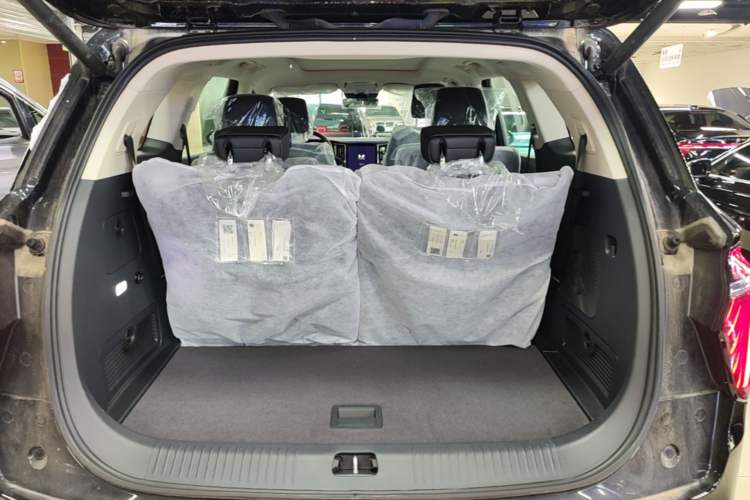Used Hongqi HS7 PHEV 2024 2.0T PHEV Four-Wheel Drive Flagship Edition 6 Seats Trunk