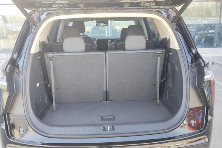 Used Hongqi HS7 PHEV 2024 2.0T PHEV Four-Wheel Drive Flagship Edition 6 Seats Trunk