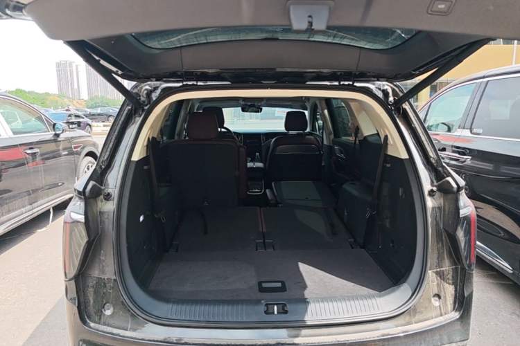 Used Hongqi HS7 PHEV 2024 2.0T PHEV Four-Wheel Drive Flagship Edition 6 Seats Trunk