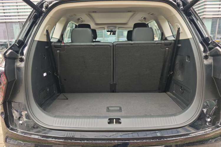 Used Hongqi HS7 PHEV 2024 2.0T PHEV Four-Wheel Drive Flagship Edition 6 Seats Trunk