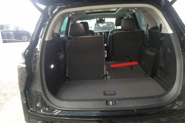 Used Hongqi HS7 PHEV 2024 2.0T PHEV Four-Wheel Drive Flagship Edition 6 Seats Trunk