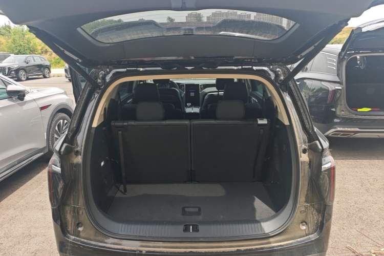 Used Hongqi HS7 PHEV 2024 2.0T PHEV Four-Wheel Drive Flagship Edition 6 Seats Trunk
