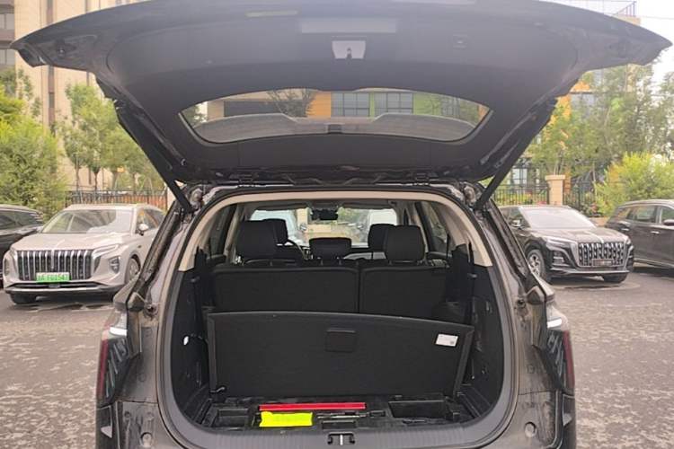 Used Hongqi HS7 PHEV 2024 2.0T PHEV Four-Wheel Drive Flagship Edition 7 Seats Trunk