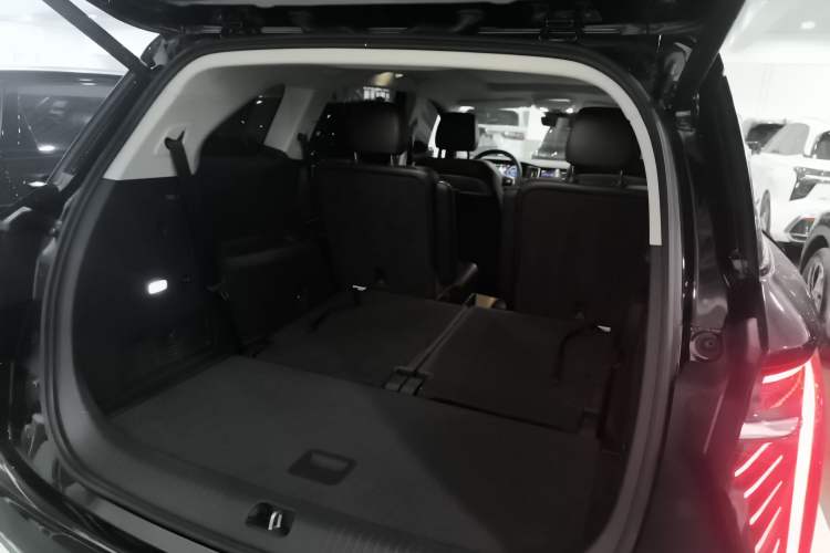 Used Hongqi HS7 PHEV 2024 2.0T PHEV Two-Wheel Drive Flagship Edition 6 Seats Trunk