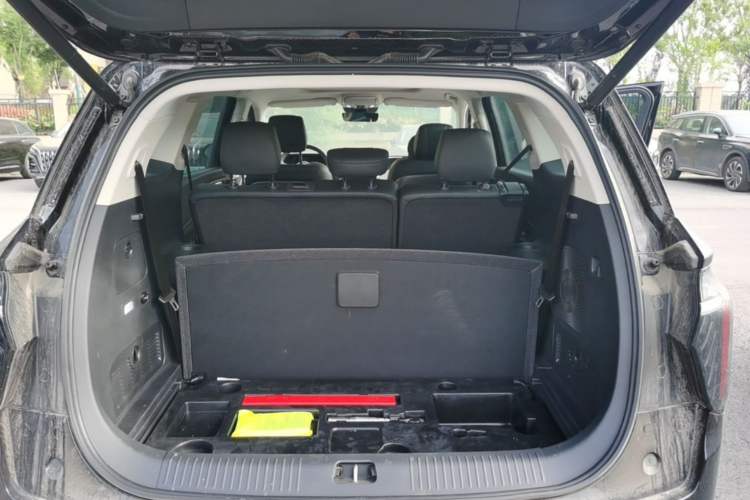Used Hongqi HS7 PHEV 2024 2.0T PHEV Four-Wheel Drive Flagship Edition 7 Seats Trunk