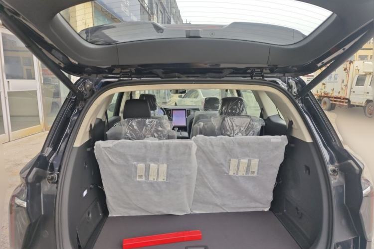 Used Hongqi HS7 PHEV 2024 2.0T PHEV Four-Wheel Drive Flagship Edition 6 Seats Trunk
