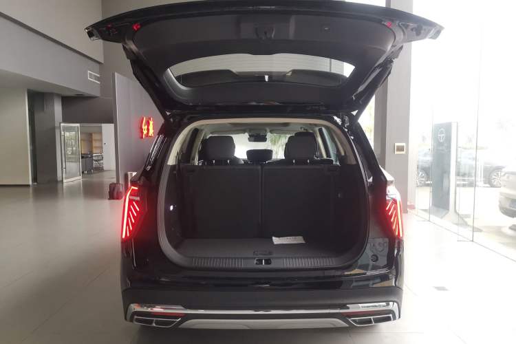 Used Hongqi HS7 PHEV 2024 2.0T PHEV Four-Wheel Drive Flagship Edition 7 Seats Trunk