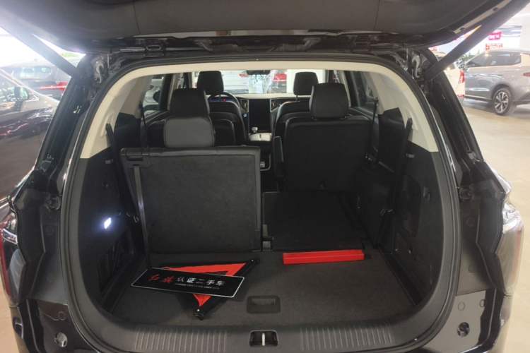 Used Hongqi HS7 PHEV 2024 2.0T PHEV Four-Wheel Drive Flagship Edition 6 Seats Trunk