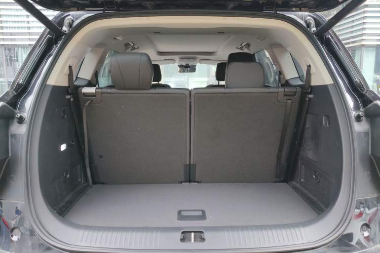 Used Hongqi HS7 PHEV 2024 2.0T PHEV Four-Wheel Drive Flagship Edition 6 Seats Trunk