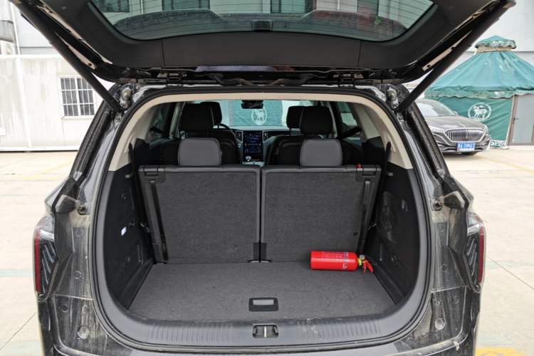 Used Hongqi HS7 PHEV 2024 2.0T PHEV Four-Wheel Drive Flagship Edition 6 Seats Trunk
