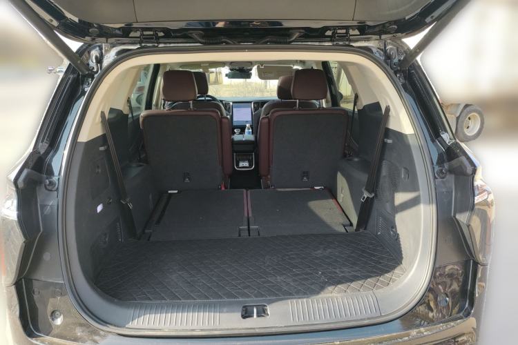 Used Hongqi HS7 PHEV 2024 2.0T PHEV Two-Wheel Drive Flagship Edition 6 Seats Trunk