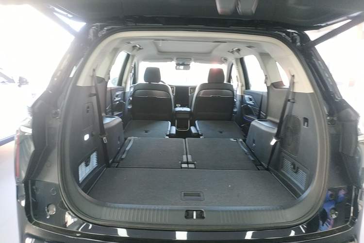 Used Hongqi HS7 PHEV 2024 2.0T PHEV Four-Wheel Drive Flagship Edition 6 Seats Trunk