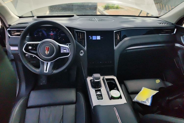 Used Hongqi HS7 PHEV 2024 2.0T PHEV Four-Wheel-Drive Flagship Edition 6 Seats Center Console