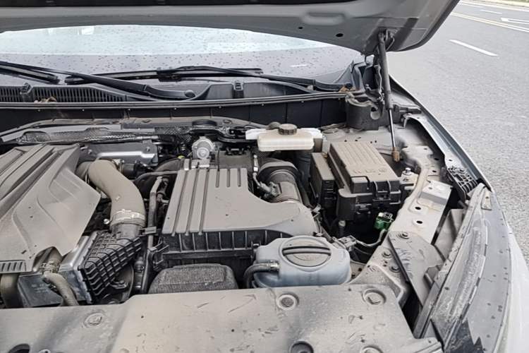 Used Hongqi HS7 PHEV 2024 2.0T PHEV Four-Wheel-Drive Flagship Edition 6 Seats Engine Bay Left