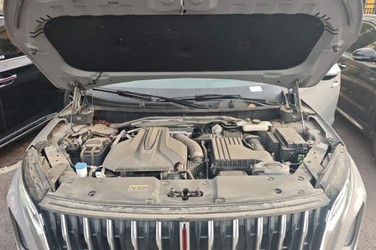 Used Hongqi HS7 PHEV 2024 2.0T PHEV Four-Wheel-Drive Flagship Edition 6 Seats Engine Bay