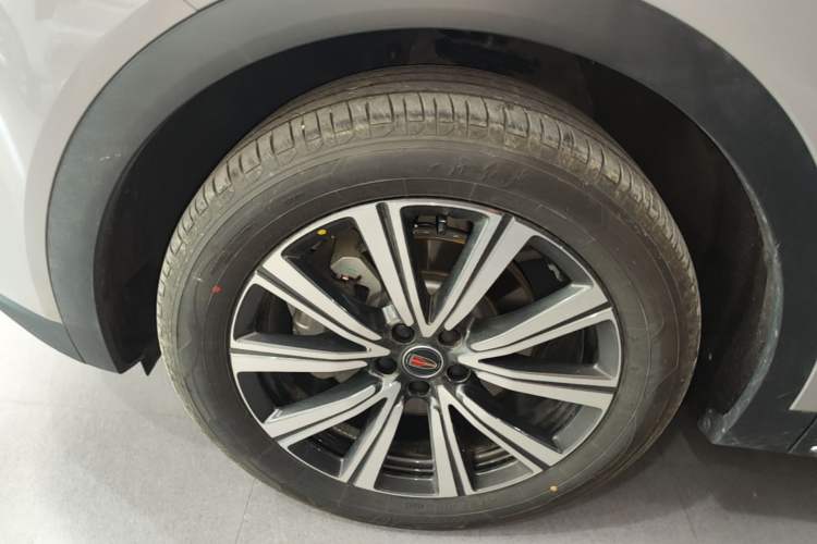 Used Hongqi HS7 PHEV 2024 2.0T PHEV Four-Wheel-Drive Flagship Edition 6 Seats Exterior 4