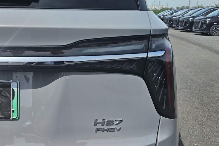 Used Hongqi HS7 PHEV 2024 2.0T PHEV Four-Wheel-Drive Flagship Edition 6 Seats Exterior 5