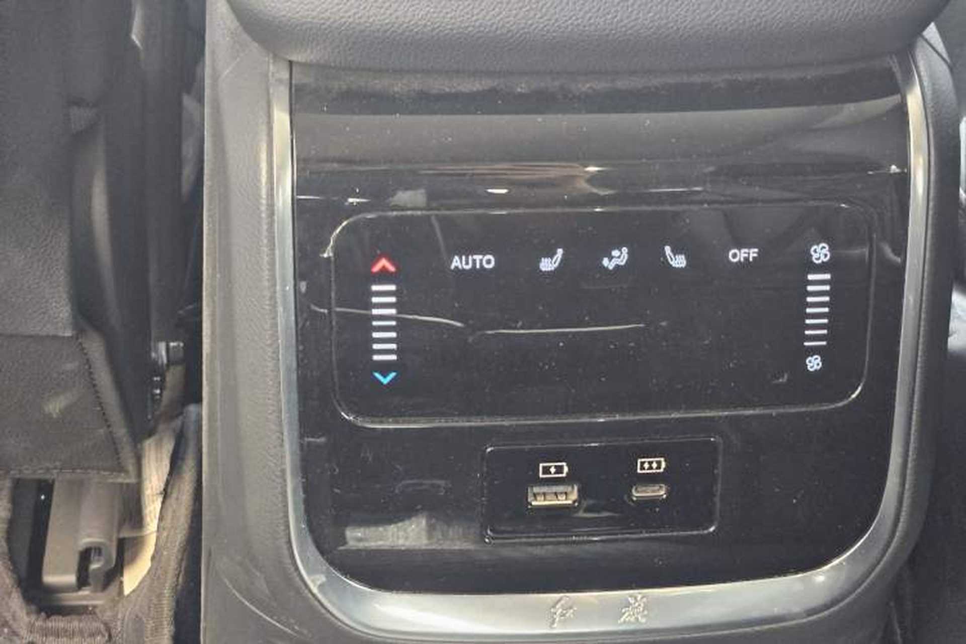 Used Hongqi HS7 PHEV 2024 2.0T PHEV Four-Wheel-Drive Flagship Edition 6 Seats Interior 5