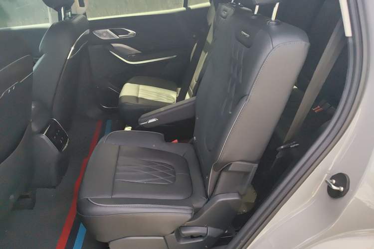 Used Hongqi HS7 PHEV 2024 2.0T PHEV Four-Wheel-Drive Flagship Edition 6 Seats Left Rear Seat