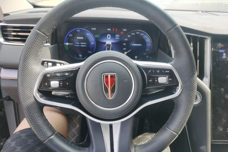 Used Hongqi HS7 PHEV 2024 2.0T PHEV Four-Wheel-Drive Flagship Edition 6 Seats Steering Wheel
