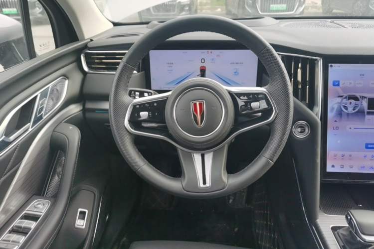 Used Hongqi HS7 PHEV 2024 2.0T PHEV Four-Wheel-Drive Flagship Edition 6 Seats Steering Wheel