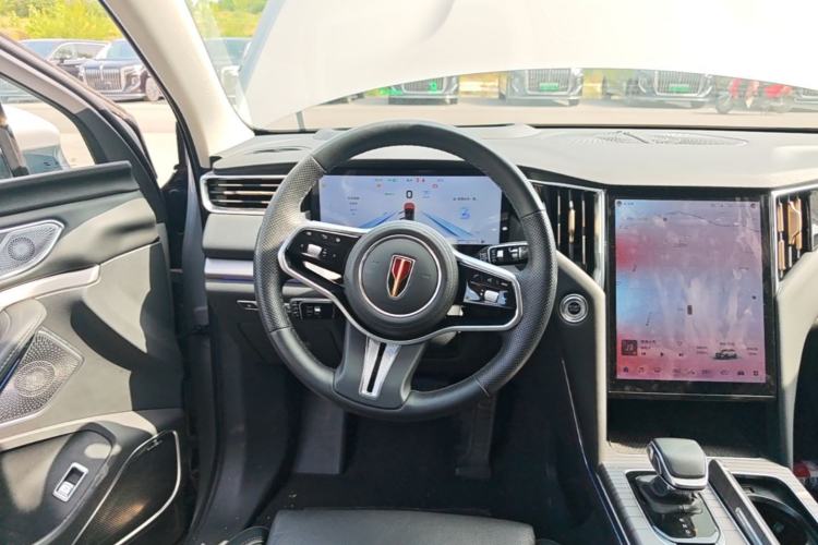 Used Hongqi HS7 PHEV 2024 2.0T PHEV Four-Wheel-Drive Flagship Edition 6 Seats Steering Wheel