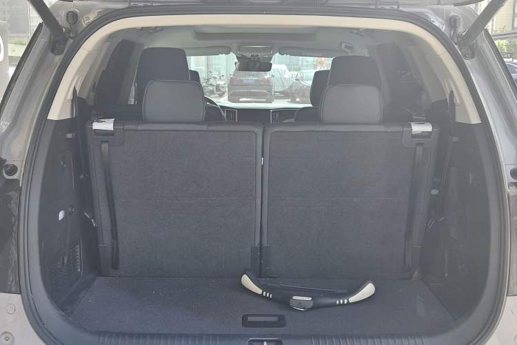Used Hongqi HS7 PHEV 2024 2.0T PHEV Four-Wheel-Drive Flagship Edition 6 Seats Trunk